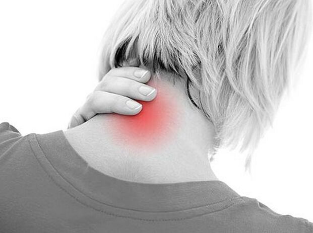Osteokondrozlu boyun ağrısı